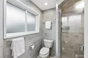 13635 SE 43rd St, Bellevue, WA 98006 - Photo 18