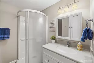 13635 SE 43rd St, Bellevue, WA 98006 - Photo 24