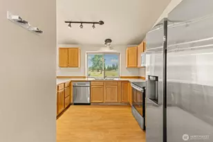 3815 230th St E, Spanaway, WA 98387 - Photo 12