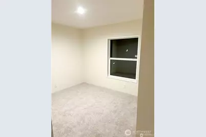 2010 Front Street #33, Lynden, WA 98264 - Photo 14