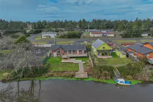 306 Point Brown Ave NE, Ocean Shores, WA 98569 - Photo 12