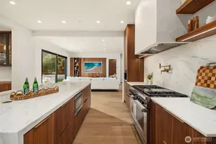 7611 NE 12th St, Medina, WA 98039 - Photo 12