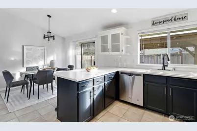 28112 231st Place SE, Maple Valley, WA 98038 - Photo 14