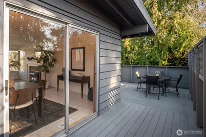 10400 60th Avenue S, Seattle, WA 98178 - Photo 14