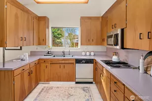 10400 60th Ave S, Seattle, WA 98178 - Photo 18