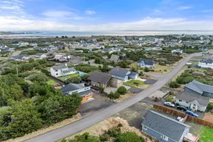 1256 Channel Ave SW, Ocean Shores, WA 98569 - Photo 34