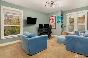 17003 Talbot Rd, Edmonds, WA 98026 - Photo 24