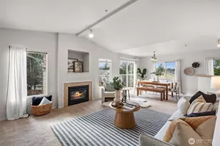 710 240th Way SE, Sammamish, WA 98074 - Photo 4