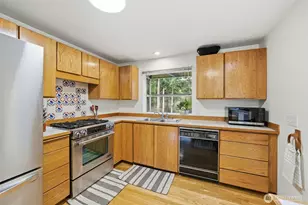 22305 SE 244th Pl, Maple Valley, WA 98038 - Photo 10