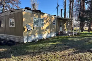 2284 W Rainier Rd, Othello, WA 99344 - Photo 10