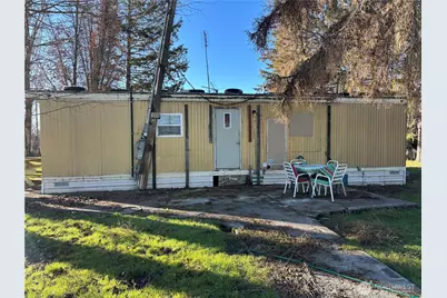 2284 W Rainier Road, Othello, WA 99344 - Photo 8