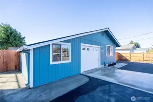 213 Canal Dr NE, Ocean Shores, WA 98569 - Photo 2