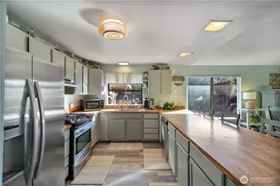 213 Canal Dr NE, Ocean Shores, WA 98569 - Photo 12