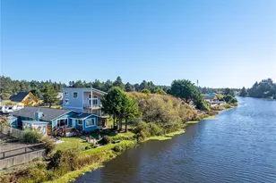 213 Canal Dr NE, Ocean Shores, WA 98569 - Photo 32