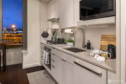 590 1st Avenue S #702, Seattle, WA 98104 - Photo 12