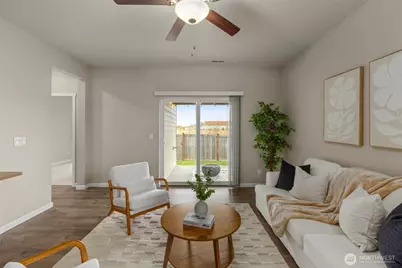 413 Becky Avenue E, Enumclaw, WA 98022 - Photo 10