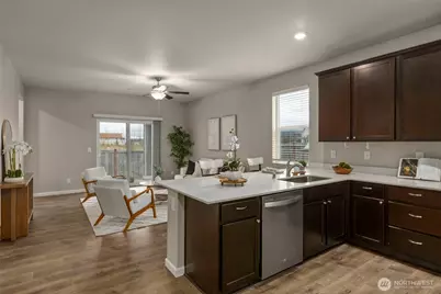 413 Becky Avenue E, Enumclaw, WA 98022 - Photo 8