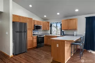 109 Blossom Ln, Elma, WA 98541 - Photo 6