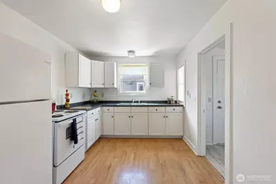 3001 Wheaton Way, Bremerton, WA 98310 - Photo 4