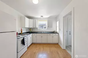 3001 Wheaton Wy, Bremerton, WA 98310 - Photo 4