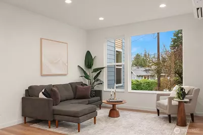 221 NE 75th Street, Seattle, WA 98115 - Photo 10