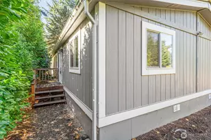 8517 Thuja Ave SE, Yelm, WA 98597 - Photo 2