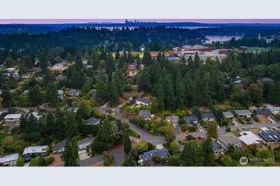 909 110th Avenue SE, Bellevue, WA 98004 - Photo 36