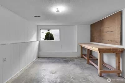 9220 10th Avenue SW, Seattle, WA 98106 - Photo 36