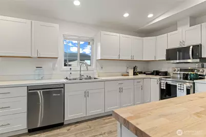 2427 W Texas Street, Moses Lake, WA 98837 - Photo 8