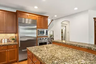 1113 235th Pl NE, Sammamish, WA 98074 - Photo 14