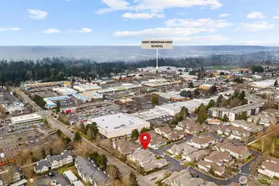 10700 SE 260th #R104, Kent, WA 98030 - Photo 32