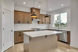 16210 76th Ave Ct E, Puyallup, WA 98375 - Photo 10