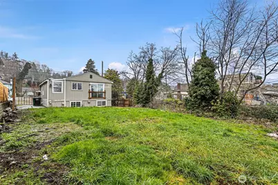 1901 S Plum Street, Seattle, WA 98144 - Photo 14
