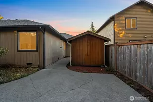 1331 Blaine Ave NE, Renton, WA 98056 - Photo 24