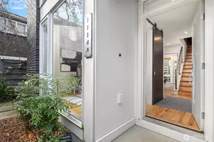 1114 16th Ave, Seattle, WA 98122 - Photo 2
