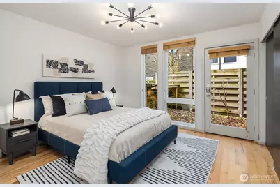 1114 16th Avenue #A, Seattle, WA 98122 - Photo 4