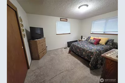 815 S Alder Street, Tacoma, WA 98405 - Photo 12