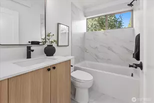 12044 Hiram Pl NE, Seattle, WA 98125 - Photo 18