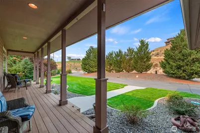 2350 10th Street NE, East Wenatchee, WA 98802 - Photo 6