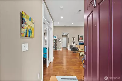 14317 Knoll Park Drive E, Bonney Lake, WA 98391 - Photo 2