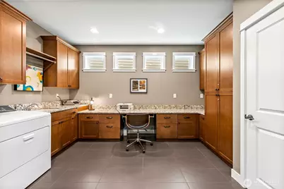 14317 Knoll Park Drive E, Bonney Lake, WA 98391 - Photo 22