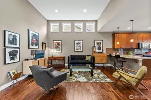 14317 Knoll Park Dr E, Bonney Lake, WA 98391 - Photo 4