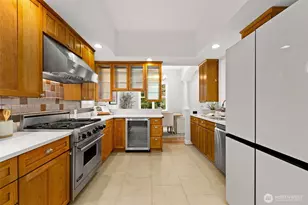 337 25th Ave E, Seattle, WA 98112 - Photo 8