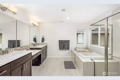 27318 14th Court S, Des Moines, WA 98198 - Photo 20