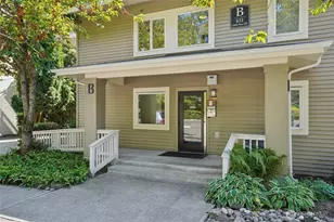831 126th Pl NE, Bellevue, WA 98005 - Photo 2