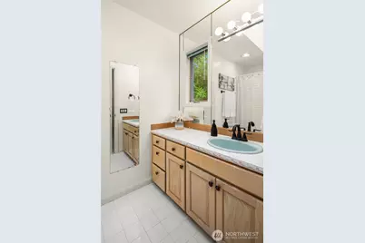 5208 Isola Place NW, Issaquah, WA 98027 - Photo 30