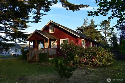 203 W Ocean Ave, Westport, WA 98595 - Photo 1