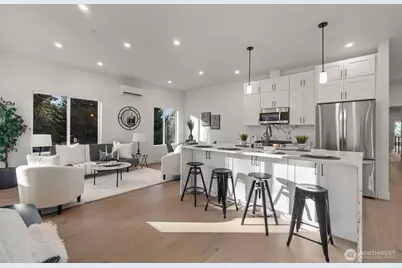 15815 47th Avenue S, Tukwila, WA 98188 - Photo 24