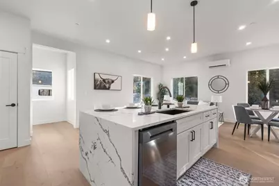 15815 47th Avenue S, Tukwila, WA 98188 - Photo 28