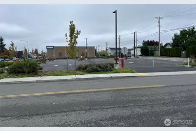 1216 N Broadway, Everett, WA 98201 - Photo 10